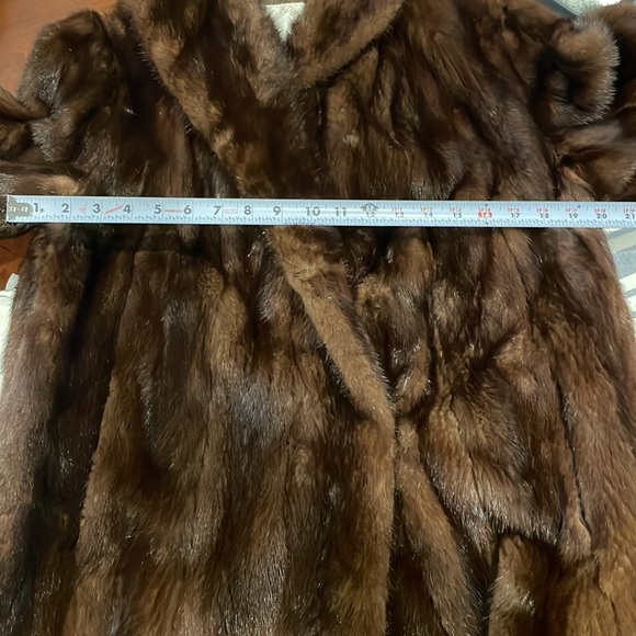Vintage Brown Mink Long Fur Coat Mark Perlman’s - Picture 9 of 10